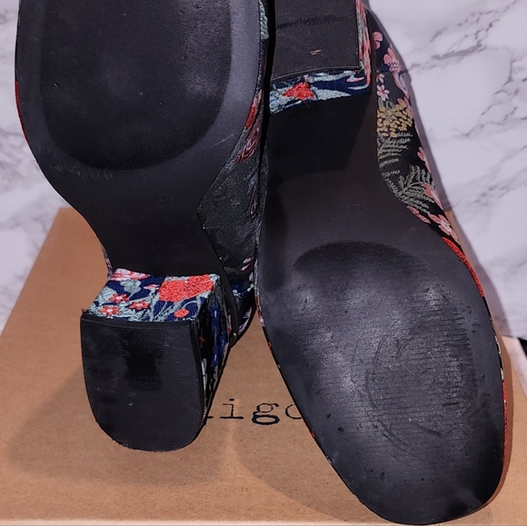 Indigo Rd. Multi Fabric Bootie Sz 10 - Picture 6 of 6